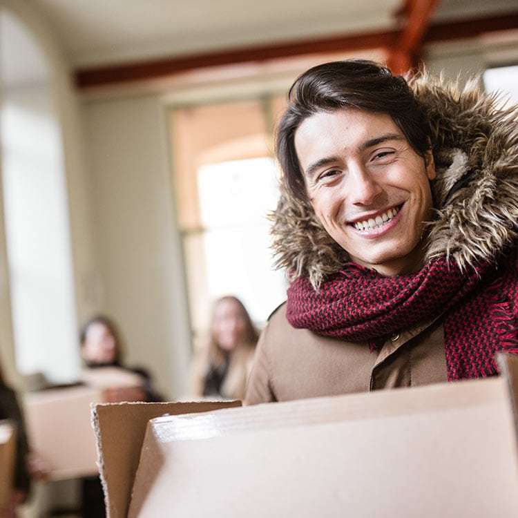 We help Canadians moving in Canada We help Canadians moving in Canada